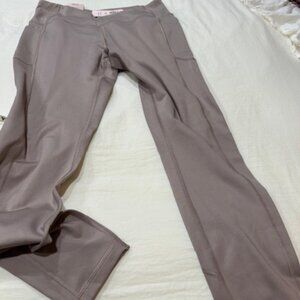 Victoria's Secret Sport Yoga Style Leggings NEW WITH TAGS and they have POCKETS!